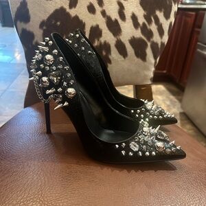 NEW Steve Madden Black Studded Heels